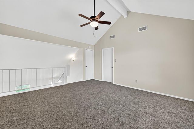 813 Lakeview Drive, Sugar Land, TX 77498