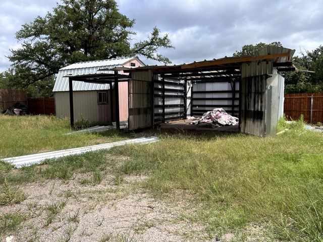 3229 Hiawatha Trail, Lake Worth, TX 76135