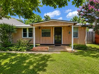 3229 Hiawatha Trail, Lake Worth, TX 76135