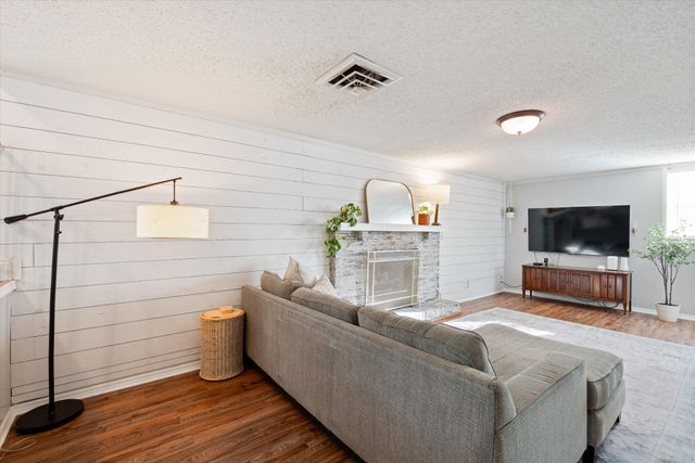 4816 Bowfield Dr, Antioch, TN 37013