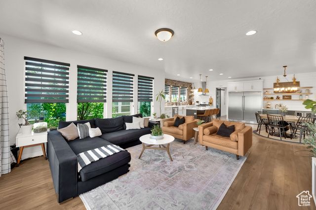 6436 W BIRCH RUN RD #694, South Jordan, UT 84009