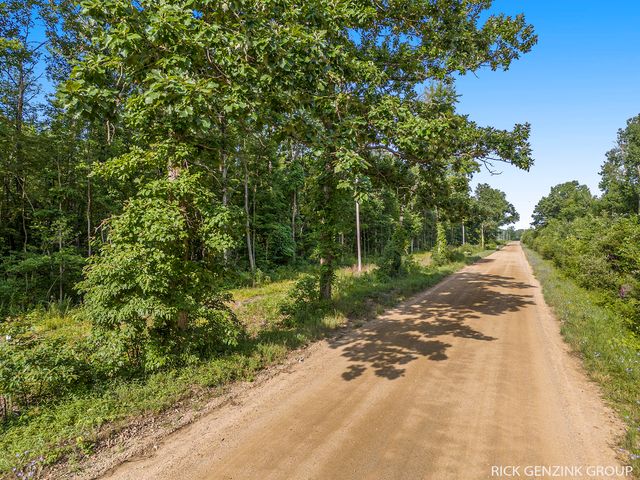 5936 108th Avenue, Pullman, MI 49450