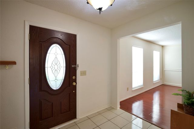 3211 Double Lake Drive, Missouri City, TX 77459