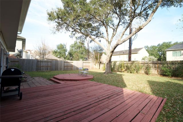 3211 Double Lake Drive, Missouri City, TX 77459