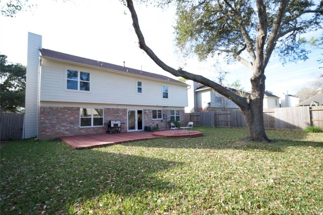 3211 Double Lake Drive, Missouri City, TX 77459