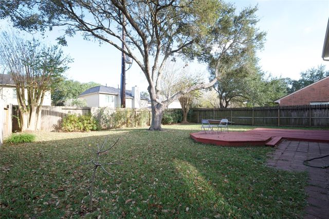 3211 Double Lake Drive, Missouri City, TX 77459