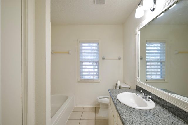 3211 Double Lake Drive, Missouri City, TX 77459