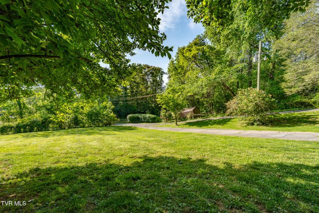 127 Markwood Circle, Jonesborough, TN 37659