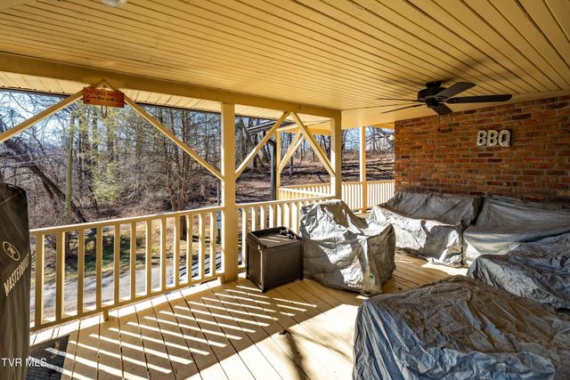 127 Markwood Circle, Jonesborough, TN 37659