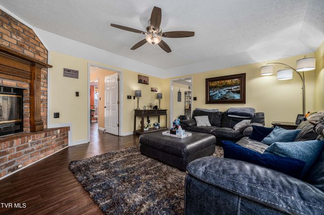 127 Markwood Circle, Jonesborough, TN 37659