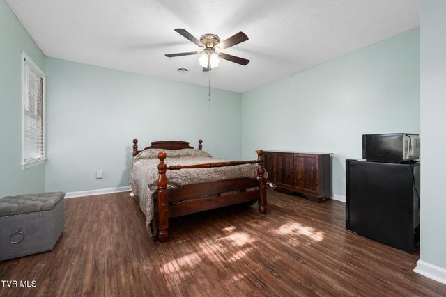 127 Markwood Circle, Jonesborough, TN 37659