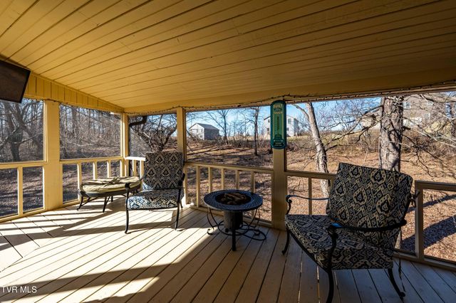 127 Markwood Circle, Jonesborough, TN 37659