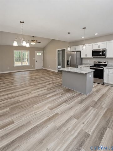 1018 Johnson Rd, Mineral, VA 23117