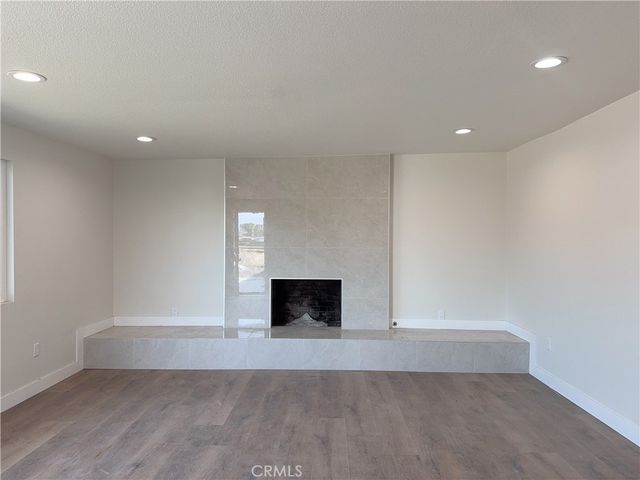 8646 Tamarind Avenue, Fontana, CA 92335