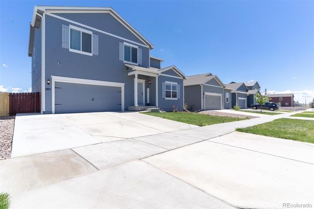 207 Zachary Street, Keenesburg, CO 80643
