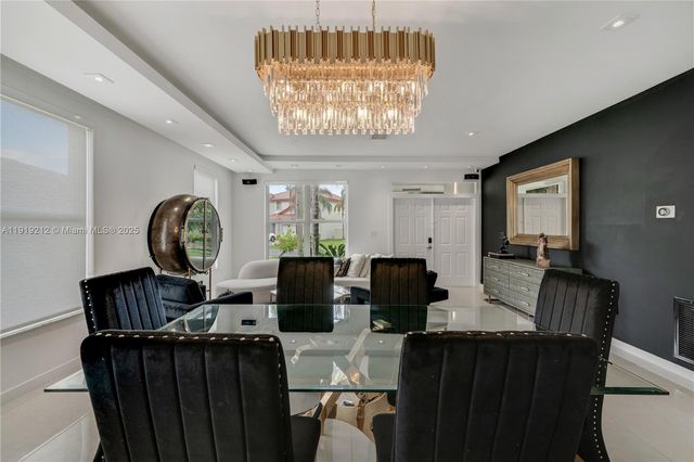 10629 NW 54th St 10629, Doral, FL 33178