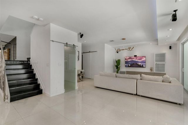 10629 NW 54th St 10629, Doral, FL 33178