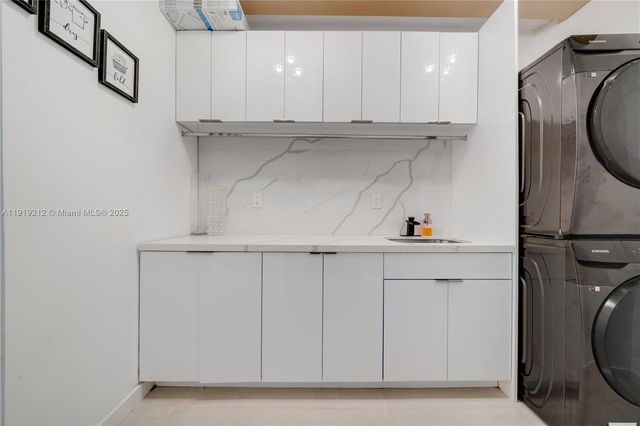 10629 NW 54th St 10629, Doral, FL 33178