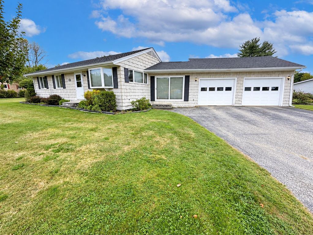 56 Rachel Boulevard, Lewiston, ME 04240 — exterior