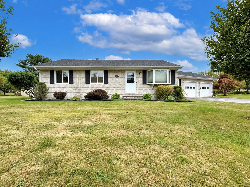 56 Rachel Boulevard, Lewiston, ME 04240 — photo 2