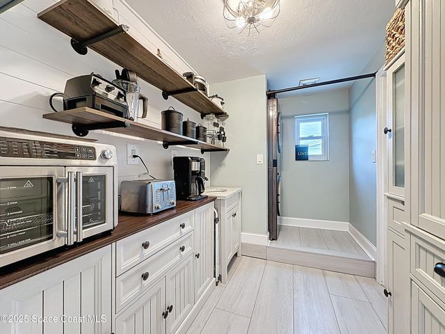 414 Oakridge Avenue, Cocoa, FL 32927