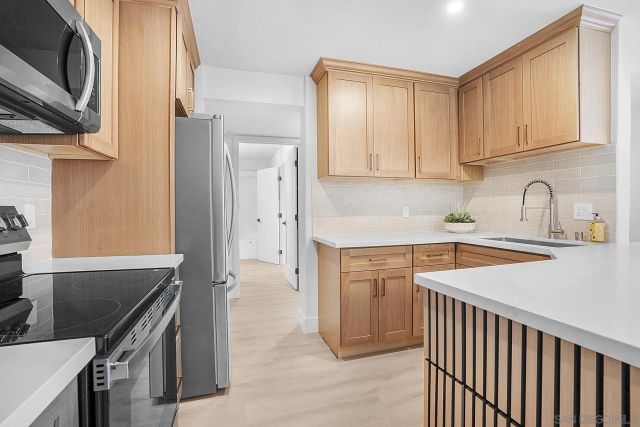 7227 Navajo Rd 103, San Diego, CA 92119