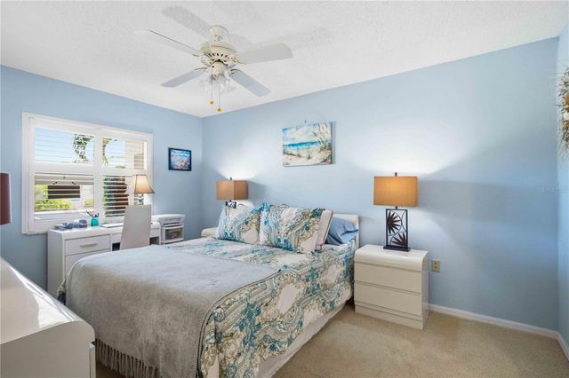 7301 29TH AVENUE DR W 105, Bradenton, FL 34209