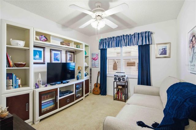 7301 29TH AVENUE DR W 105, Bradenton, FL 34209