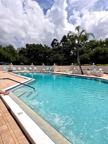 7301 29TH AVENUE DR W 105, Bradenton, FL 34209