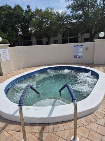 7301 29TH AVENUE DR W 105, Bradenton, FL 34209