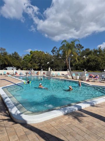 7301 29TH AVENUE DR W 105, Bradenton, FL 34209