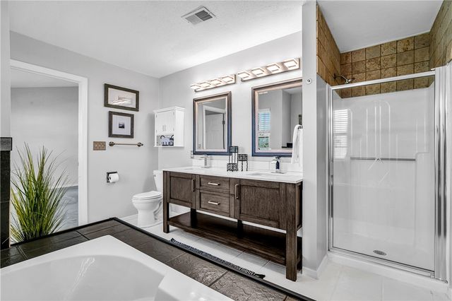 501 Wingate Dr, Robinson Twp, PA 15205