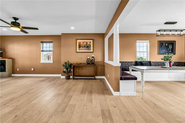 501 Wingate Dr, Robinson Twp, PA 15205