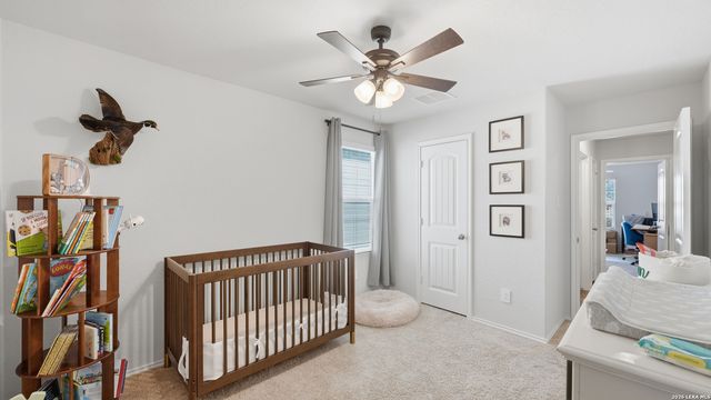 832 Nodding Nixie, Seguin, TX 78155