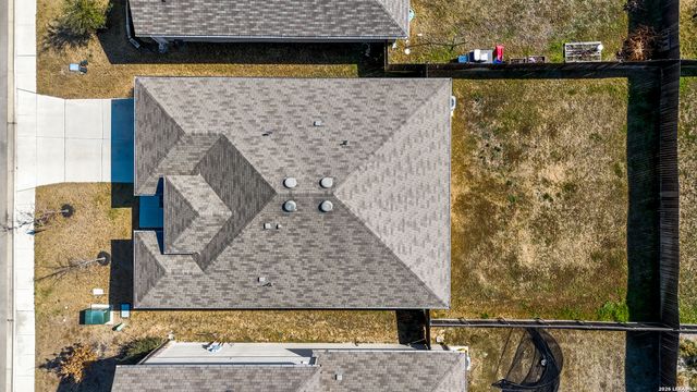 832 Nodding Nixie, Seguin, TX 78155