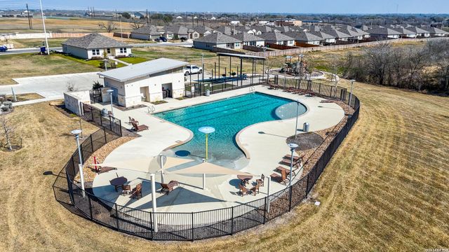 832 Nodding Nixie, Seguin, TX 78155