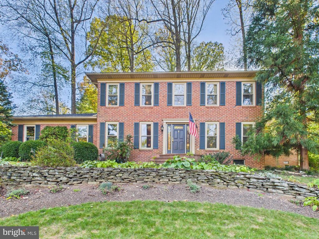 3984 LITTLE JOHN DR, York, PA 17408