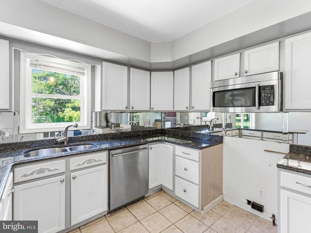 115 E MALAGA RD, Williamstown, NJ 08094