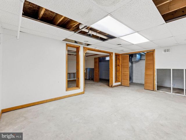 115 E MALAGA RD, Williamstown, NJ 08094