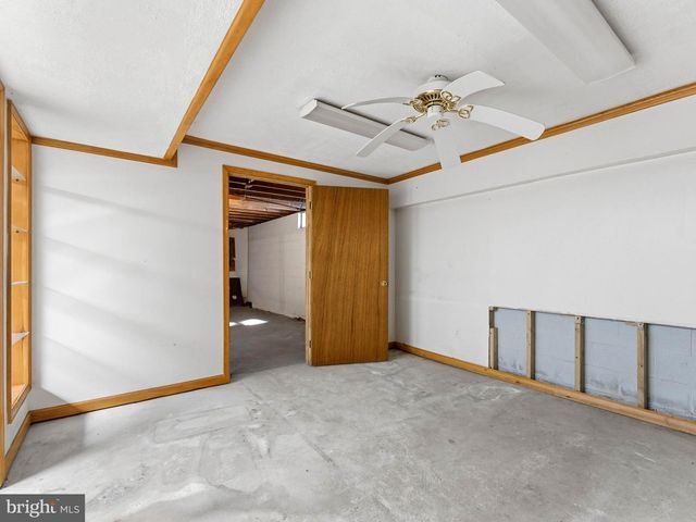 115 E MALAGA RD, Williamstown, NJ 08094