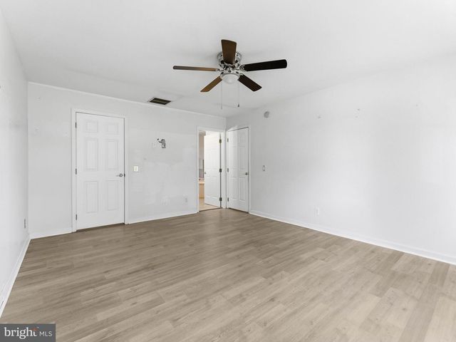 115 E MALAGA RD, Williamstown, NJ 08094
