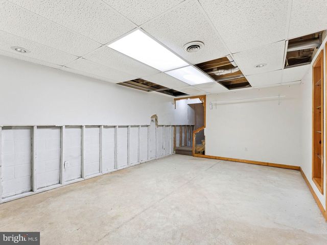 115 E MALAGA RD, Williamstown, NJ 08094