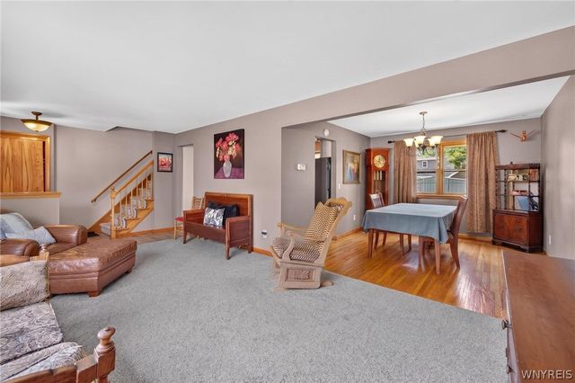 114 Meadow, Hamburg, NY 14075