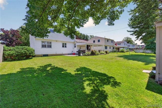 114 Meadow, Hamburg, NY 14075