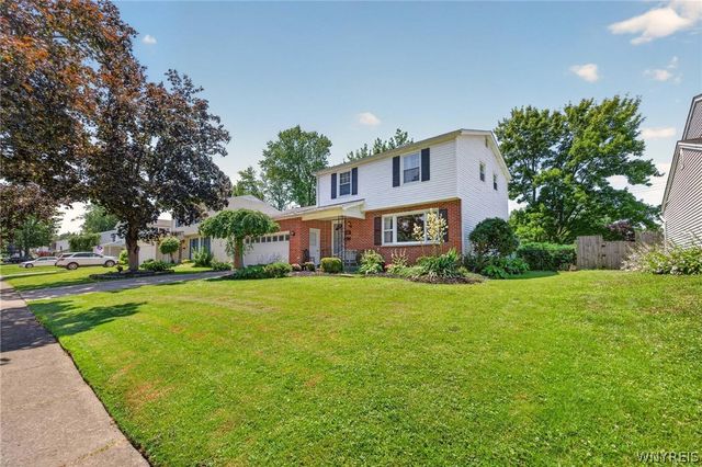 114 Meadow, Hamburg, NY 14075