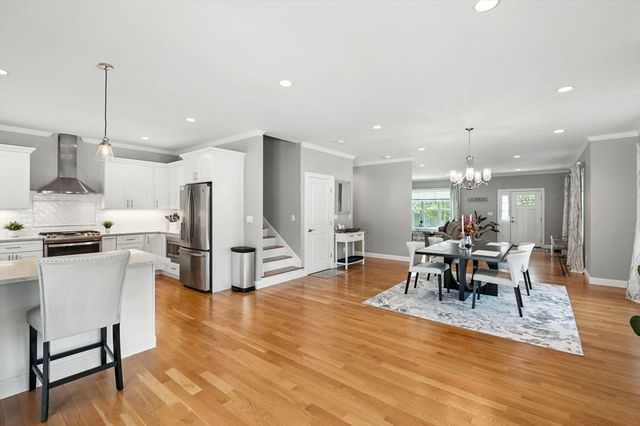 706 Main St A, Wakefield, MA 01880