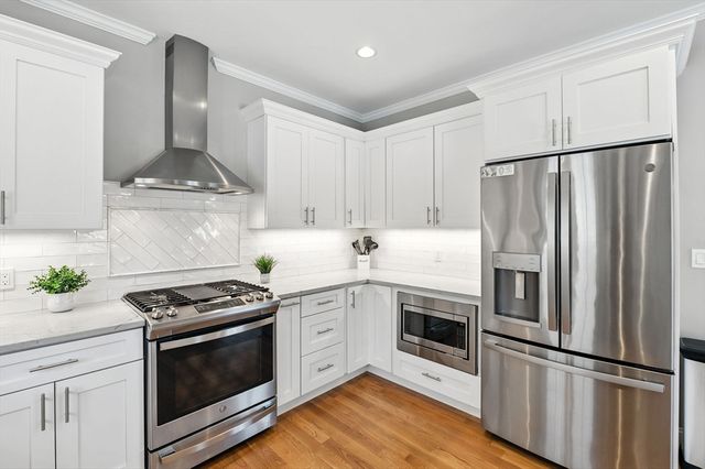 706 Main St A, Wakefield, MA 01880