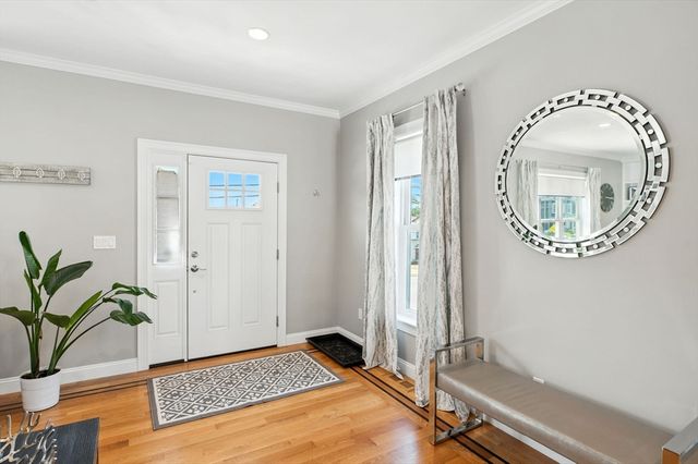 706 Main St A, Wakefield, MA 01880