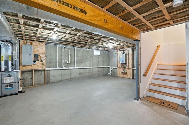 706 Main St A, Wakefield, MA 01880