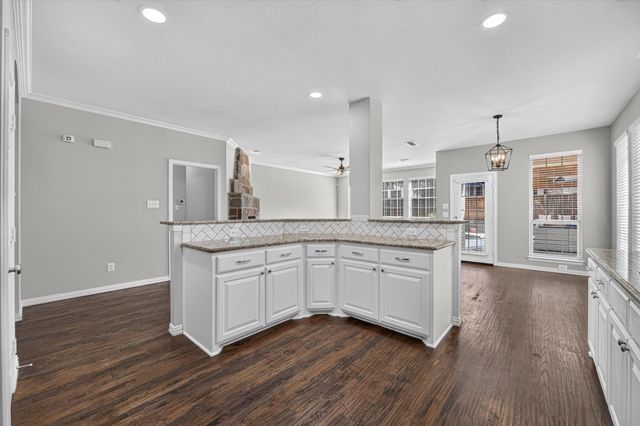 8417 Bayberry Avenue, Lantana, TX 76226